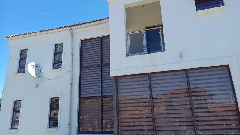 To Let 4 Bedroom Property for Rent in Ladybrand Free State